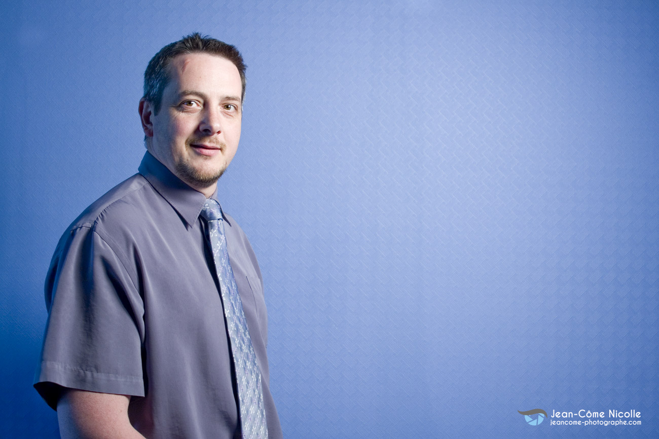 Portraits sur site en condition studio mobile pour Salzgitter Mannesman Precision, fabricants de tubes de de précision