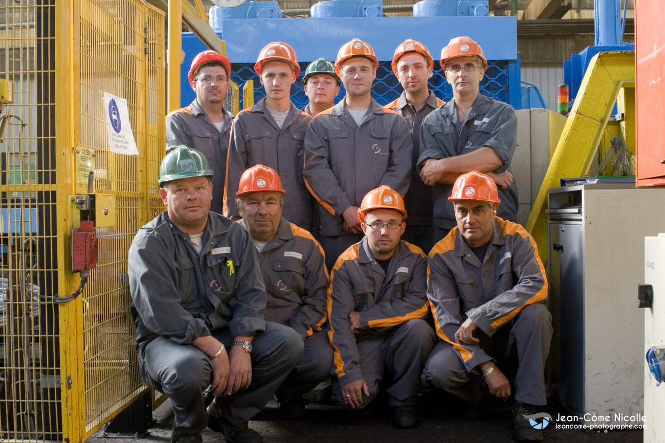 Portraits sur site en condition studio mobile pour Salzgitter Mannesman Precision, fabricants de tubes de de précision